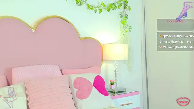 EmmaCrush online show from 01/14/26, 09:29