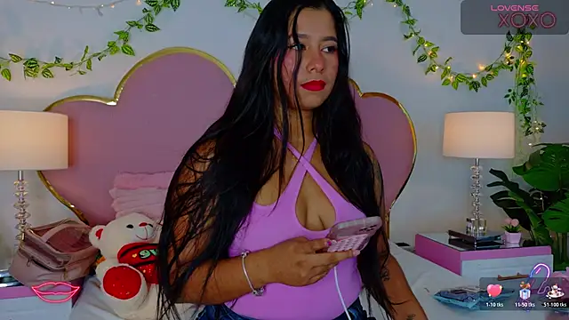 EmmaCrush online show from 11/11/25, 09:09