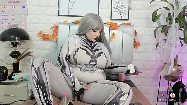 bella-green online show from 10/29/25, 07:13