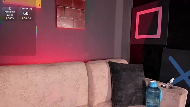 Elettra Rou online show from 09/10/25, 11:26