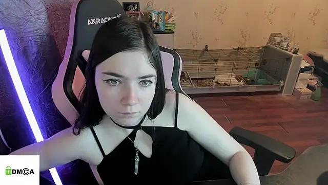 Crazy forest fairy online show from 04/05/26, 02:40