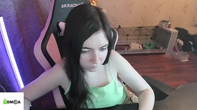 Crazy forest fairy online show from 06/01/26, 11:04