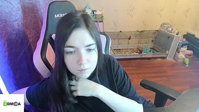 Crazy forest fairy online show from 04/22/26, 10:16