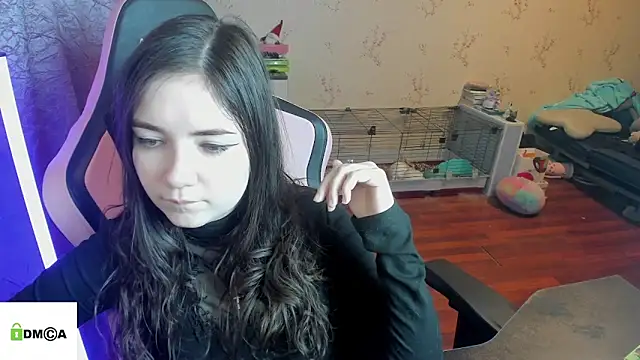 Snapshot of Crazy_forest_fairy chatting on 02/08/26, 04:43 Crazy forest fairy online show from 02/08/26, 04:43