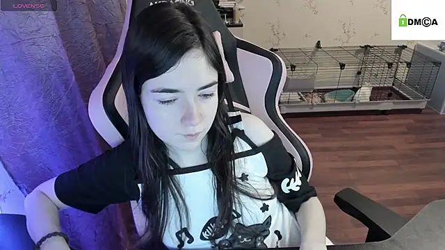 Crazy forest fairy online show from 12/30/24, 12:00