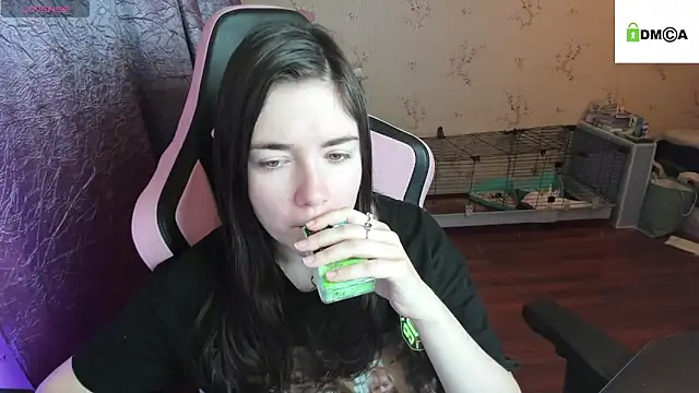 Crazy forest fairy online show from 11/13/25, 02:15