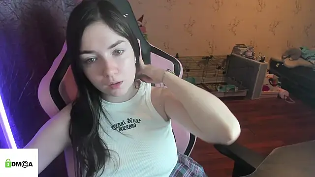 Snapshot of Crazy_forest_fairy chatting on 02/23/26, 10:43 Crazy forest fairy online show from 02/23/26, 10:43