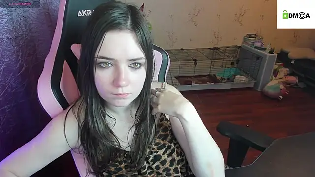 Crazy forest fairy online show from 12/19/25, 08:49