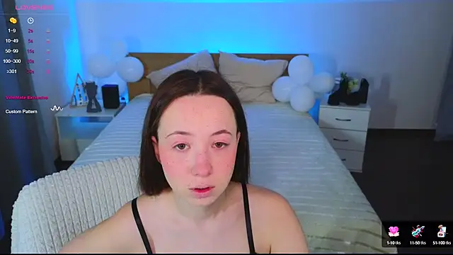 Snapshot of Hayle_Hill chatting on 03/04/25, 02:06 Hayle Hill online show from 03/04/25, 02:06