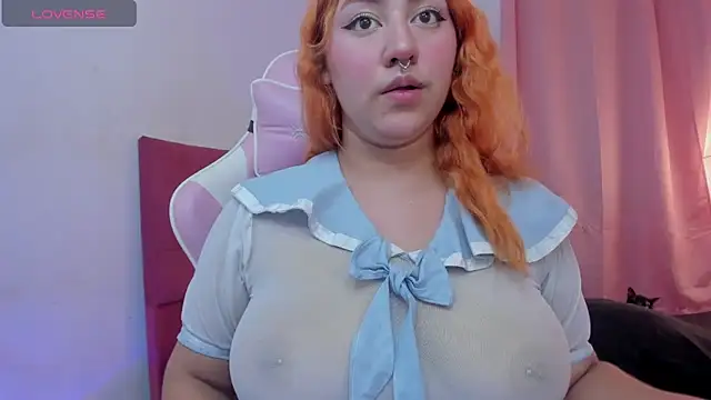 Snapshot of scarlett_queen56 chatting on 02/28/25, 03:37 scarlett queen56 online show from 02/28/25, 03:37