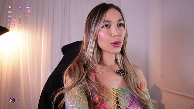 ashley2004 x online show from 05/21/26, 12:41