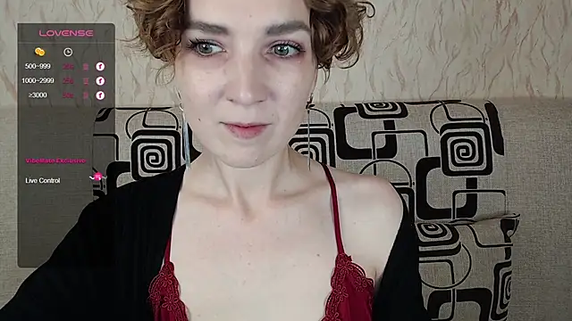 TinaWince online show from 09/13/25, 05:07