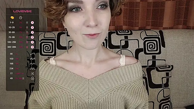 TinaWince online show from 11/09/25, 04:27