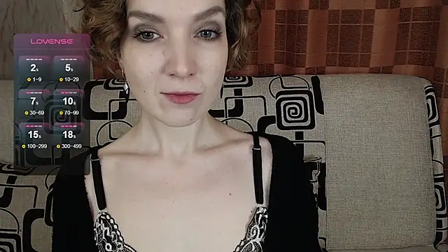 TinaWince online show from 02/09/26, 04:54