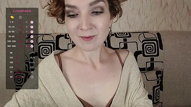 TinaWince online show from 09/27/25, 04:51