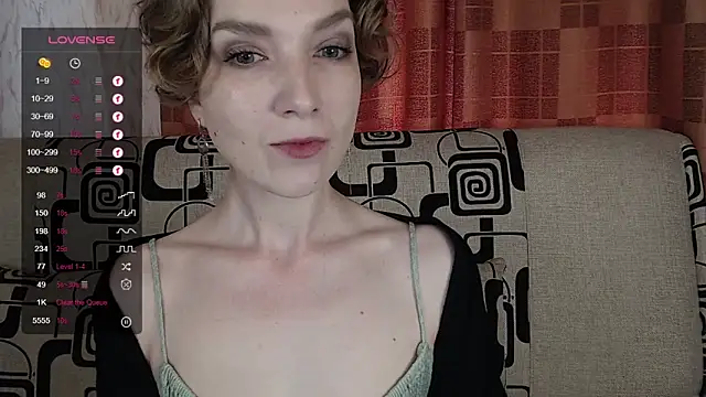 Snapshot of TinaWince chatting on 06/13/26, 04:54 TinaWince online show from 06/13/26, 04:54