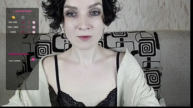 TinaWince online show from 03/06/25, 05:46