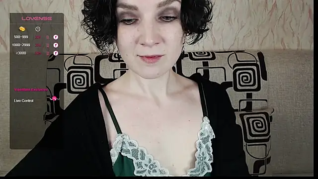 TinaWince online show from 03/19/25, 06:14