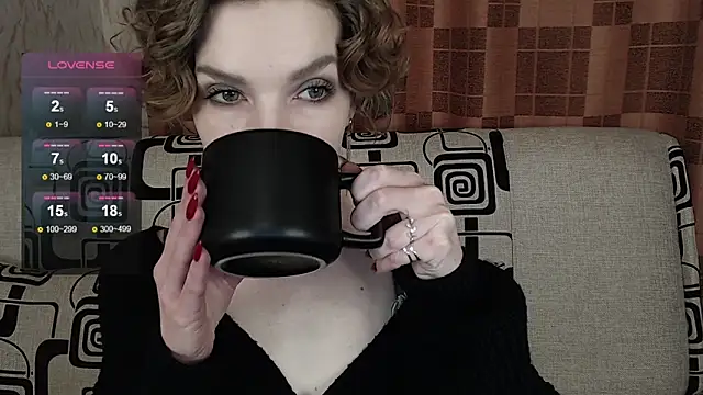 TinaWince online show from 02/07/26, 04:53