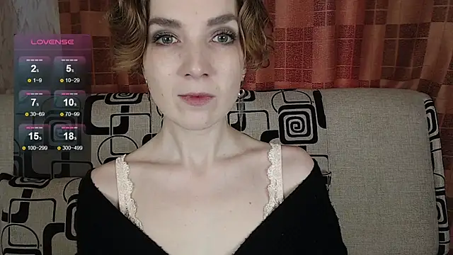 TinaWince online show from 04/17/26, 04:59