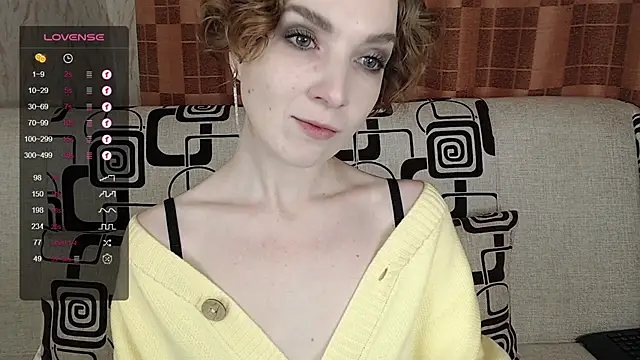 TinaWince online show from 11/16/25, 04:50