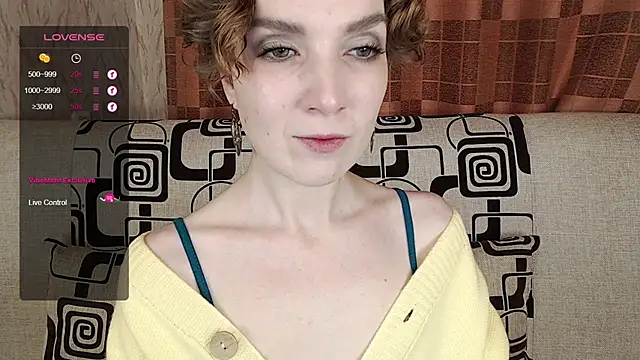 TinaWince online show from 12/19/25, 04:49