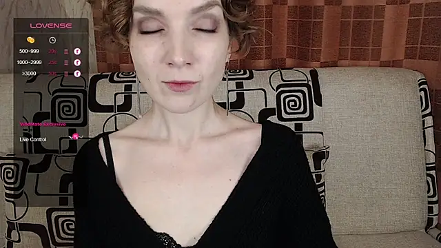 TinaWince online show from 01/16/26, 04:49