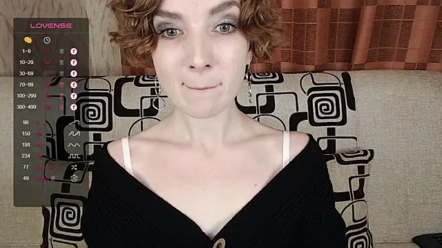 TinaWince online show from 11/29/25, 04:45