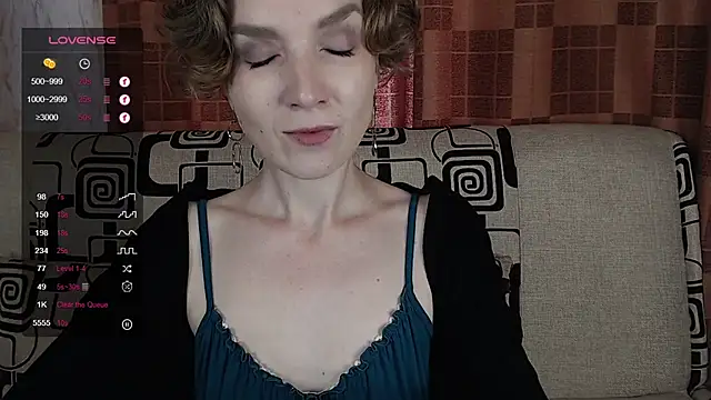 Snapshot of TinaWince chatting on 07/16/26, 05:15 TinaWince online show from 07/16/26, 05:15