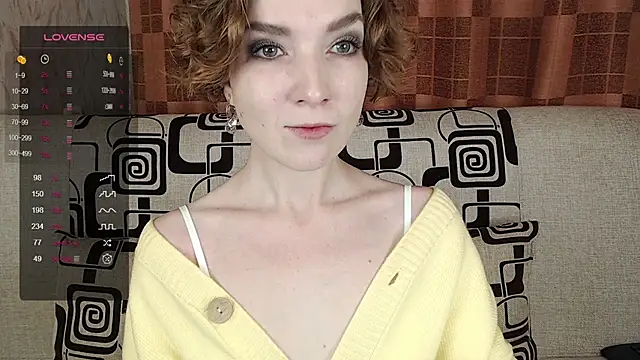 TinaWince online show from 11/30/25, 04:46