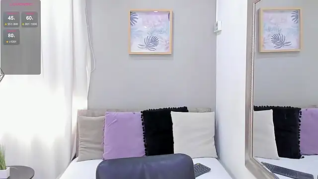  alaiasmile  online show from 11/10/25, 07:19