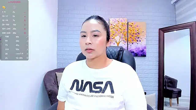  alaiasmile  online show from 05/19/26, 07:21