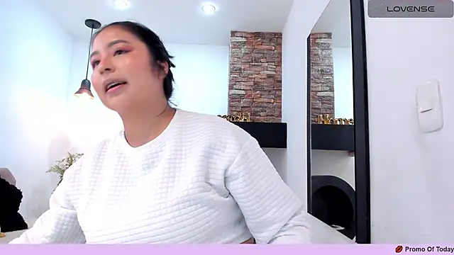  alaiasmile  online show from 03/15/25, 07:38
