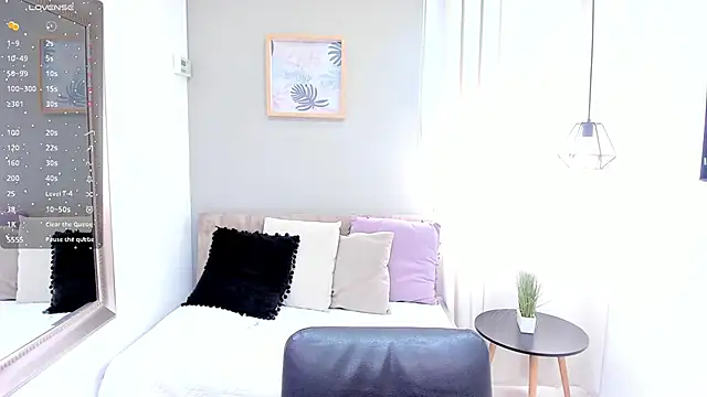 alaiasmile  online show from 05/06/26, 07:29