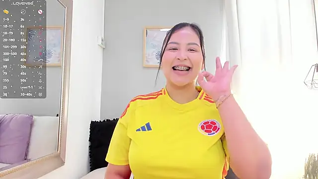  alaiasmile  online show from 03/26/26, 07:12