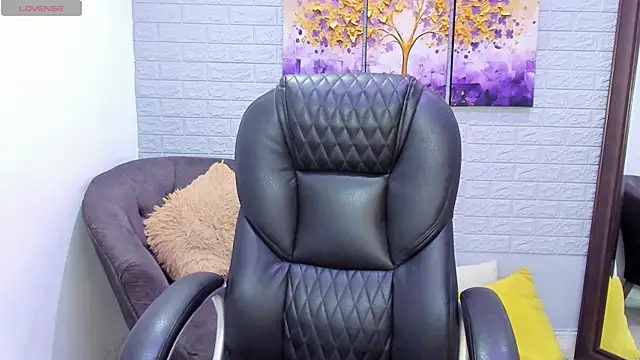  alaiasmile  online show from 09/27/25, 07:20