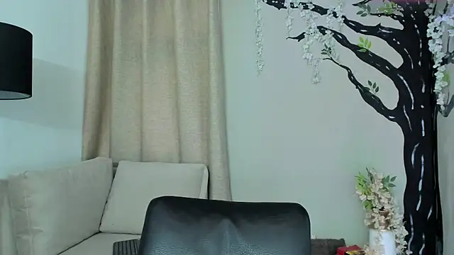  alaiasmile  online show from 10/01/25, 07:18