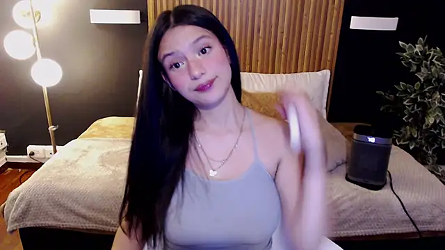 Snapshot of dafne_bss chatting on 03/18/25, 05:34 dafne bss online show from 03/18/25, 05:34