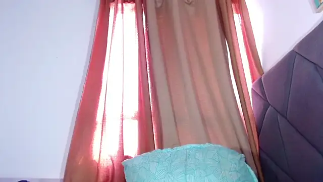 LAISYBROWNX online show from 11/20/25, 01:01