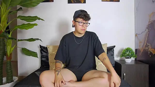 alex noa online show from 03/05/26, 07:21