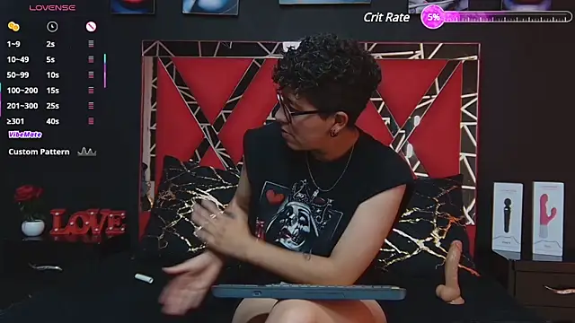Snapshot of alex_noa chatting on 03/07/25, 10:21 alex noa online show from 03/07/25, 10:21