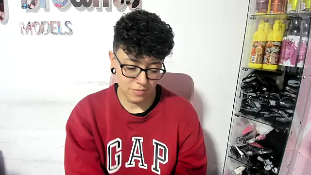 alex noa online show from 04/07/26, 04:36