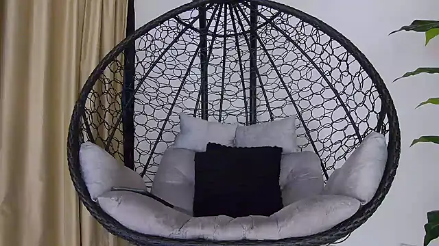 Snapshot of alex_noa chatting on 11/27/25, 07:25 alex noa online show from 11/27/25, 07:25