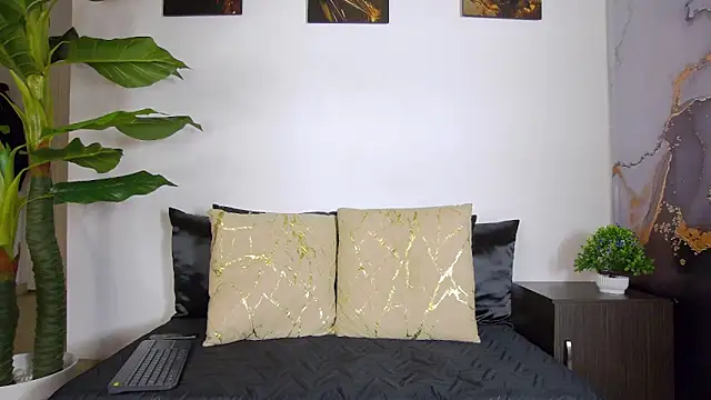 alex noa online show from 02/12/26, 07:24