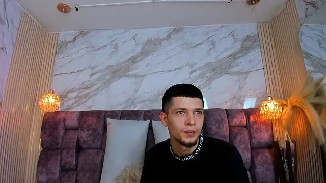 kendalltaylorr online show from 03/29/26, 03:08