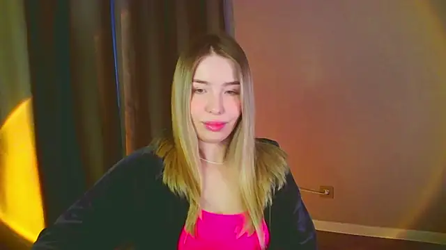 Snapshot of mia_raspberrie chatting on 01/11/25, 11:12 mia raspberrie online show from 01/11/25, 11:12