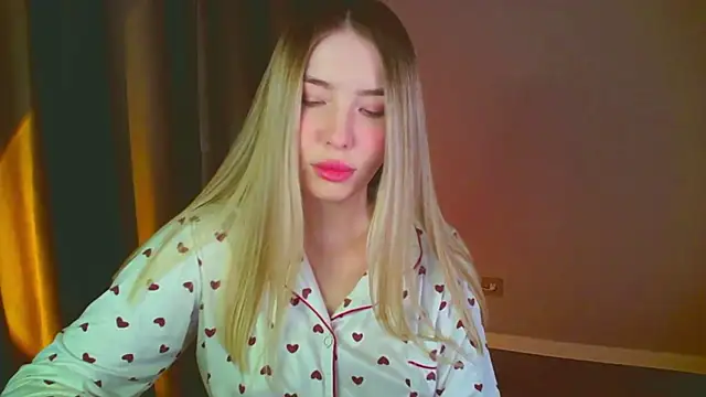 Snapshot of mia_raspberrie chatting on 01/14/25, 10:17 mia raspberrie online show from 01/14/25, 10:17