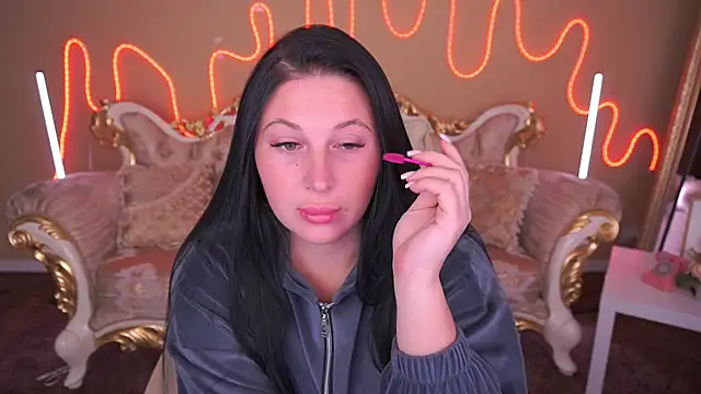 ArianaDarkk online show from 11/13/25, 08:46