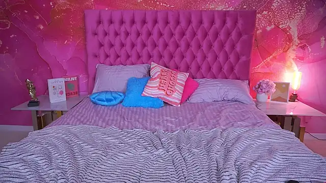 ArianaDarkk online show from 09/29/25, 08:03