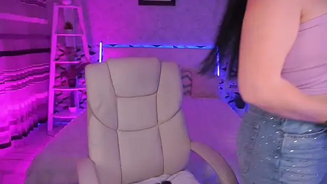 ArianaDarkk online show from 04/09/26, 08:37